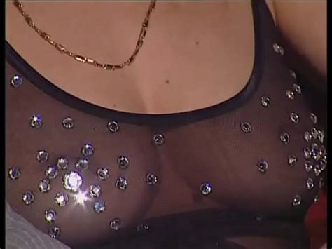 Threesome al cinema con due bellissime MILF XVIDEOSダウンローダー XVIDEOSの