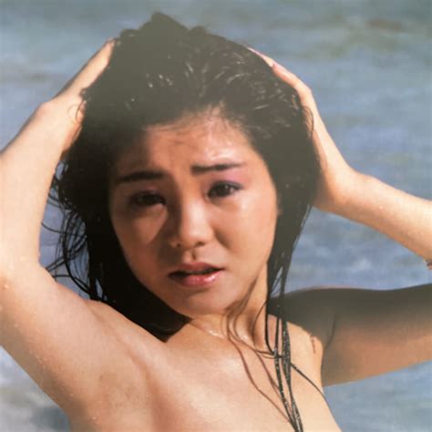 【やや傷や汚れあり】6387 特ダネ最前線 1986 4 表紙・グラビア・高原香都子 女子プロ 天地真理 ストリップ・ショッカーズ 山口組 の