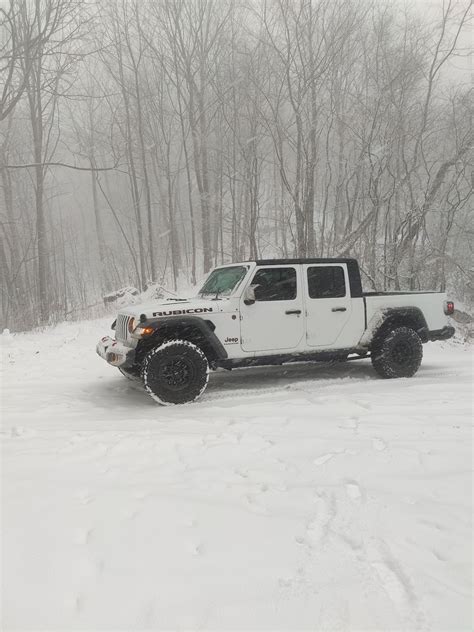 Gladiators Snow Wheeling Post Your Pics Page Jeep Gladiator