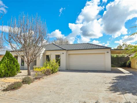 18 Leicester Street Mildura Vic 3500 Property Details