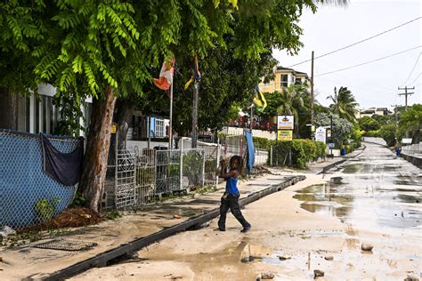 Perú Lamenta Pérdidas Humanas Y Daños Causados Por Huracán Beryl En La