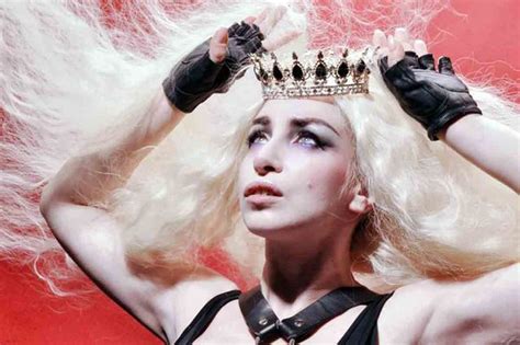 Romina Falconi Cuori Rotti Anime Nude E Un Disco Che Diventa Film