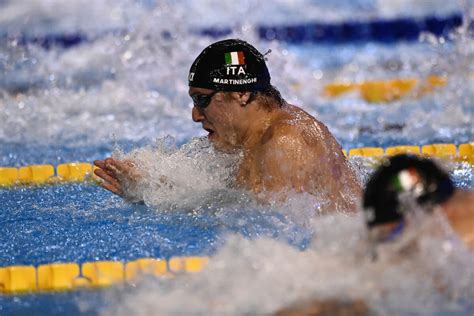 Nuoto Europei Vasca Corta Oro Per Martinenghi Nei 50 Rana E Mora Nei