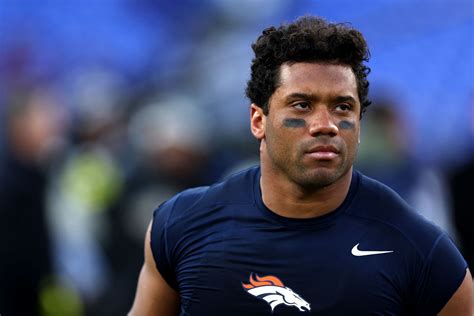 Nfl Trade Rumors Russell Wilsons Broncos Linked With 10m Raiders