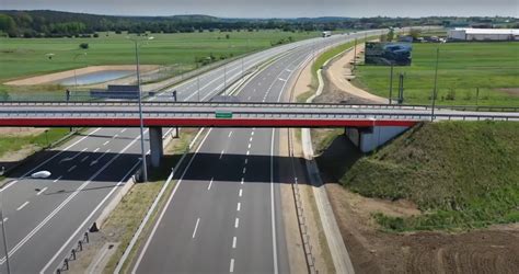 Od 1 lipca zniesienie opłat za przejazd państwowymi odcinkami autostrad