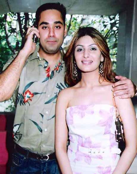 Riddhima Kapoor Family, Biography, Husband, Height, Age