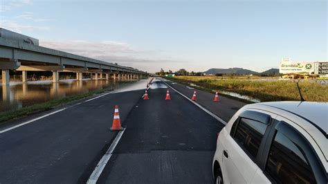 Trecho Da BR 101 Sul Segue Parcialmente Interditado