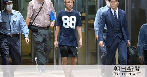 ガーシー被告、3カ月半ぶりに保釈 3千万円の保証金、即日納付：朝日新聞デジタル