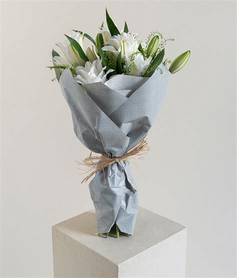 White Lilies Bouquet – Alia Flowers