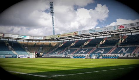 Hansa Rostock Vs Wiesbaden Live Im Tv Und Livestream Fußball Am Freitag