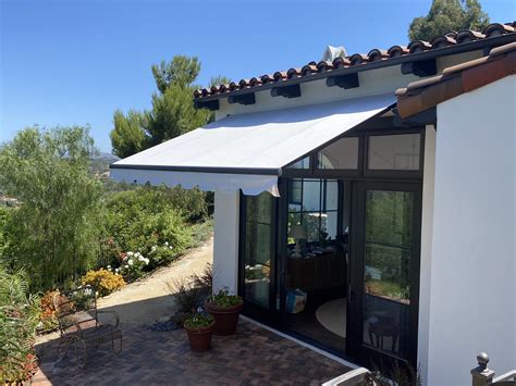 Motorized Retractable Awnings – Exclusive Awnings Company