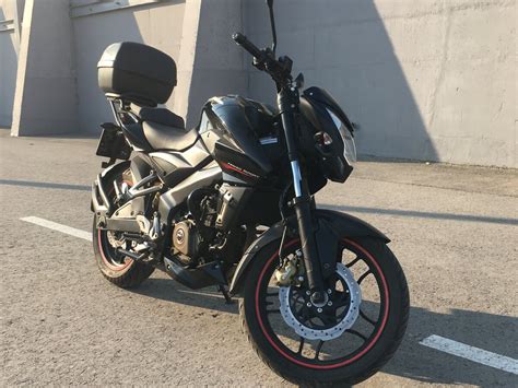 Купить б у Bajaj Pulsar NS 200 карбюратор 6 передач в Туле чёрный naked bike 2015 года на Авто