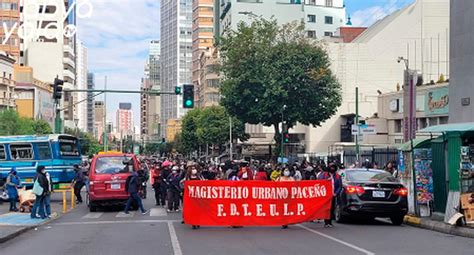 Bolivia Maestros Marchan Y Colapsan Centro De La Paz Contra Nueva