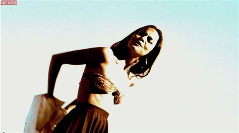 Naked Alice Braga In City Of God