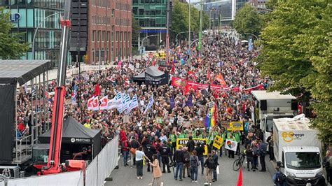 Demo Gegen Rechtextremismus So Lief Der Start In Hamburg Ndr De