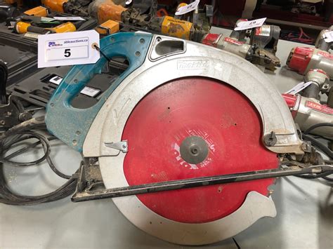 Makita 5402na 16 516 Inch Circular Saw Able Auctions