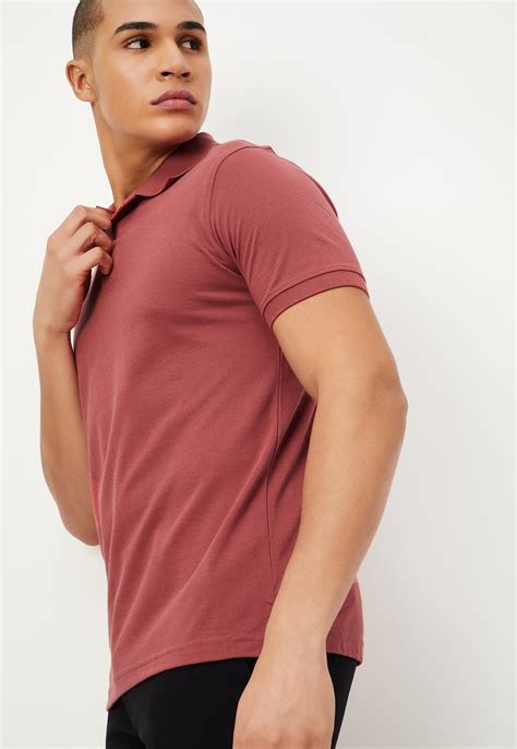 Buy Men Slim Fit Solid Polo T Shirt Online At Just Rs 3990 1000013450798 Max Fashion