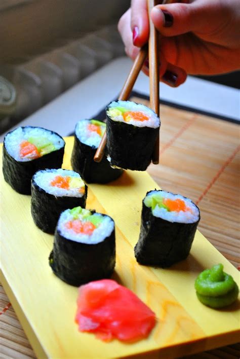 Makis Saumon Avocat Et Concombre Cuisinons En Couleurs