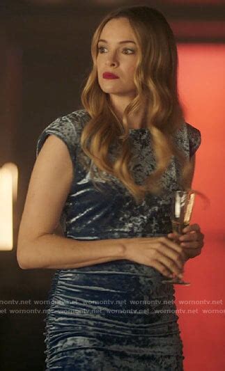 Caitlin Snow Outfits And Fashion On The Flash Danielle Panabaker
