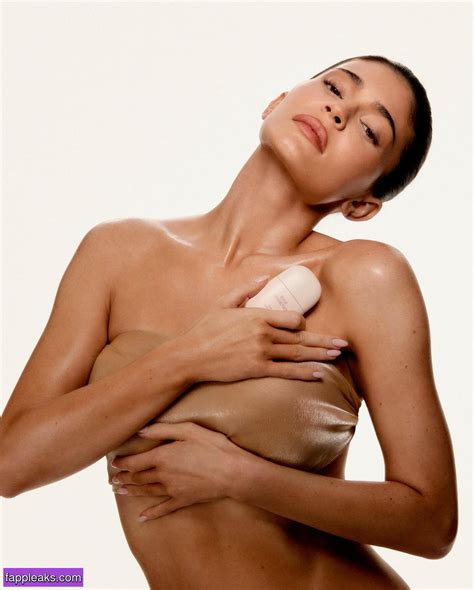 Kylie Jenner Nude Onlyfans Photo 31 The Fappening Leaked Photos