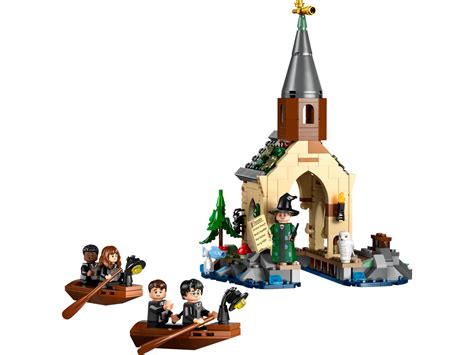 Hogwarts™ Castle Boathouse 76426 | Harry Potter™ | Buy online at the ...