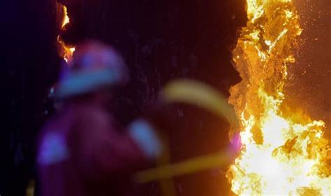 Cuatro Muertos Y 15 Heridos En Un Incendio En Un Albergue Juvenil De