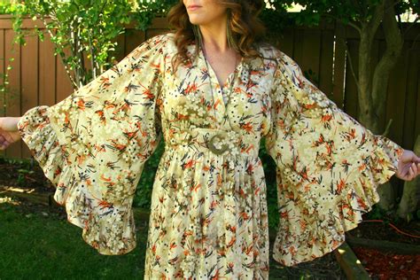 Vintage 70s Hippie Bohemian Goddess Flutter Angel Sleeve Maxi