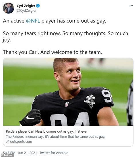 Carl Nassib Becomes First Active Nfl Player To Come Out As Gay Daily Mail Online