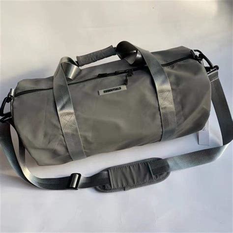 Essentials Duffle Bag Streetgarm