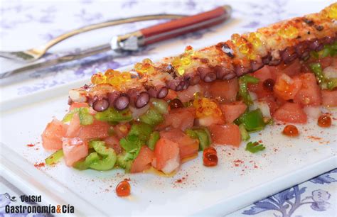 Brocheta De Pulpo A La Parrilla Con Piriñaca Gastronomía And Cía