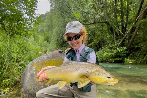 Italy Fly Fishing Through The Seasons Aardvark Mcleod