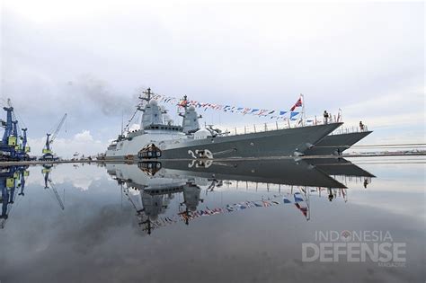 Kapal Perang Rusia Berlabuh Di Pelabuhan Tanjung Perak