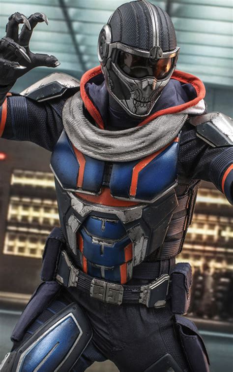 Black Widow Taskmaster Figur Hot Toys Spaceart