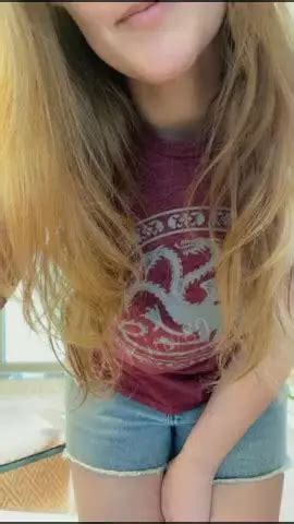 Mother Of Dragons MILF Here To Make You Monday Better Xoxo Scrolller