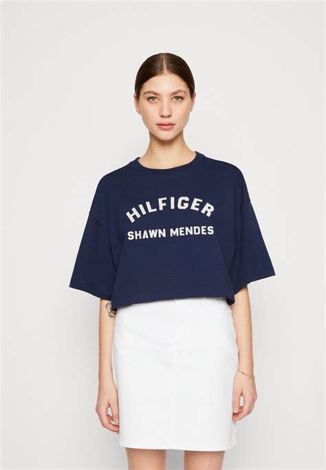 Tommy Hilfiger Graphic Cropped Tee T Shirt Med Print Carbon Navy Mörkblå