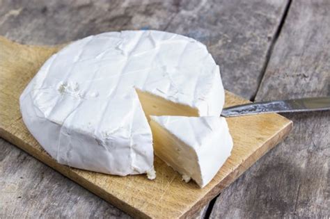 How To Ripen Brie Cheese The Right Way