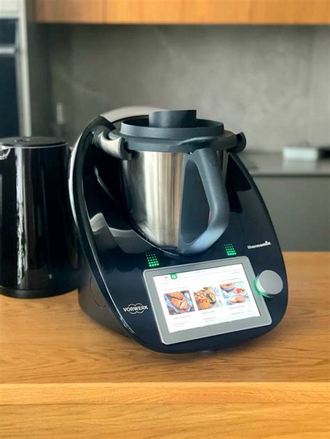 Czarny Thermomix