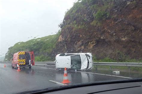 Accident Sur La Route Des Tamarins Journal Re