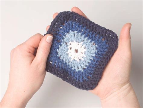 H Kelquadrate Anleitung Kostenlos So Geht S Granny Square Ohne Locher