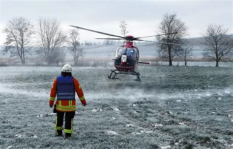 Hohenfels Rettungshubschrauber nötig Betrunkener prallt mit seinem