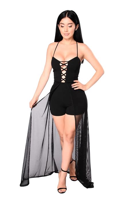 Vazn New Arrival High Fashion Women Mini Jumpsuit Sexy Strapless