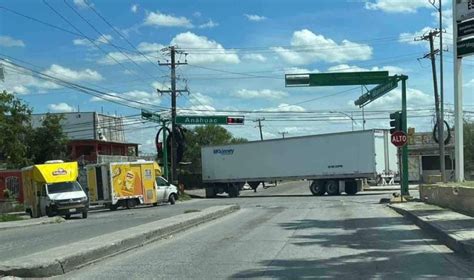 TAMAULIPAS SE REGISTRA BALACERA Y BLOQUEOS EN NUEVO LAREDO Sistema