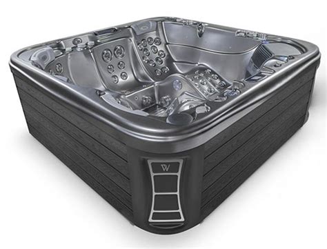 Everest Hot Tub By Wellis Europe 5 Person Dual Lounger Flagship Hot Tub Hot Tub Swim Spa