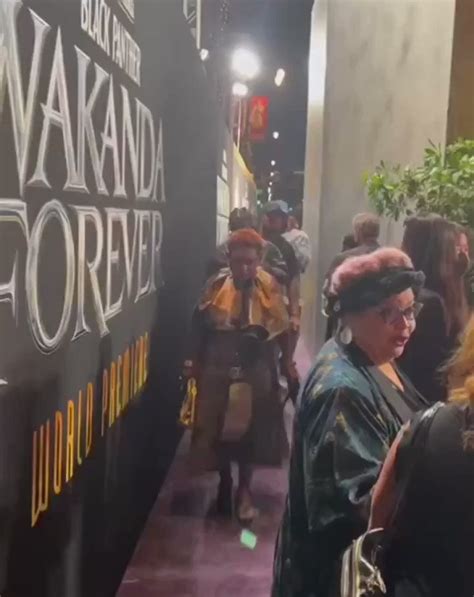 African Folder On Twitter Burna Boy And His Mum At The World Premiere