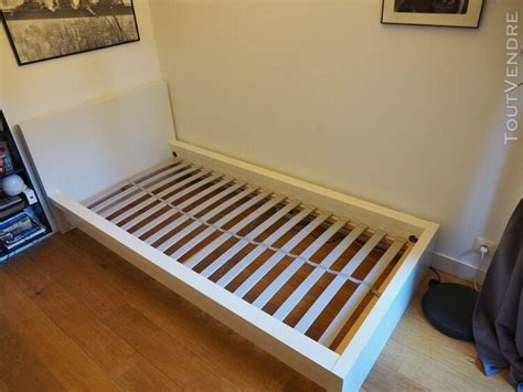 Cadre de lit ikea bois blanc laqué pour matelas 90x200 par à Fourqueux