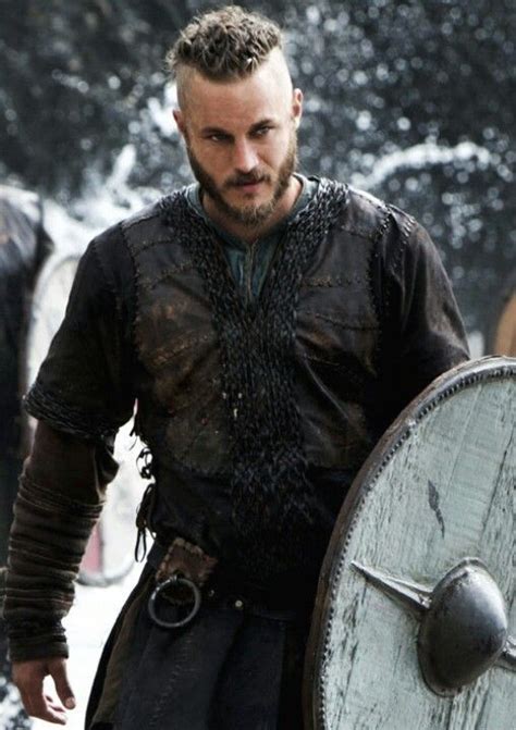 17 Best images about Ragnar Lothbrok / Travis Fimmel. on Pinterest ...