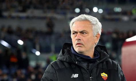 Mercato Juve Mourinho gela i bianconeri Zaniolo resterà alla Roma