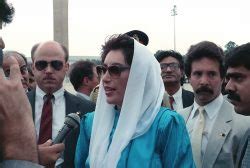 Benazir Bhutto Biographie Les Yeux Du Monde