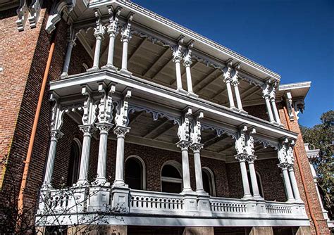 Longwood Mansion Museum – Haunted Houses