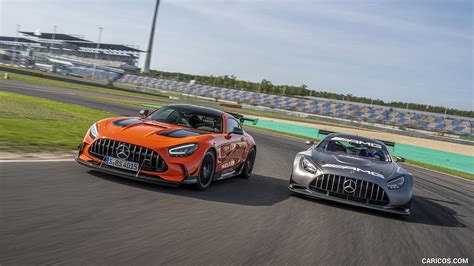 2021 Mercedes Amg Gt Black Series Color Magma Beam And Amg Gt3 Racing Car Caricos